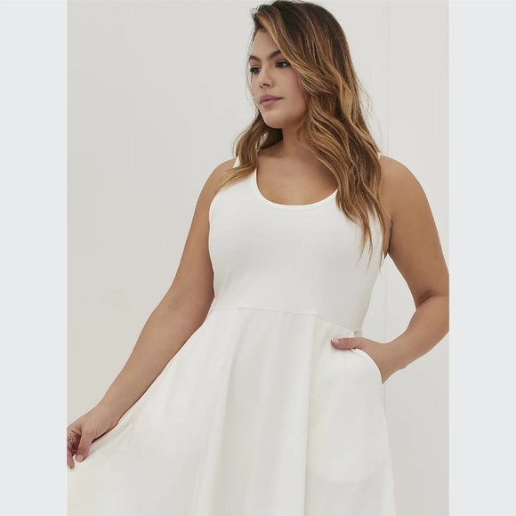 Torrid SCOOP NECK TANK DRESS - FOXY WHITE Size 0 - Picture 3 of 5